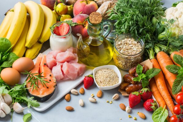 Dieta DASH: cum funcționează și pentru cine poate fi potrivită